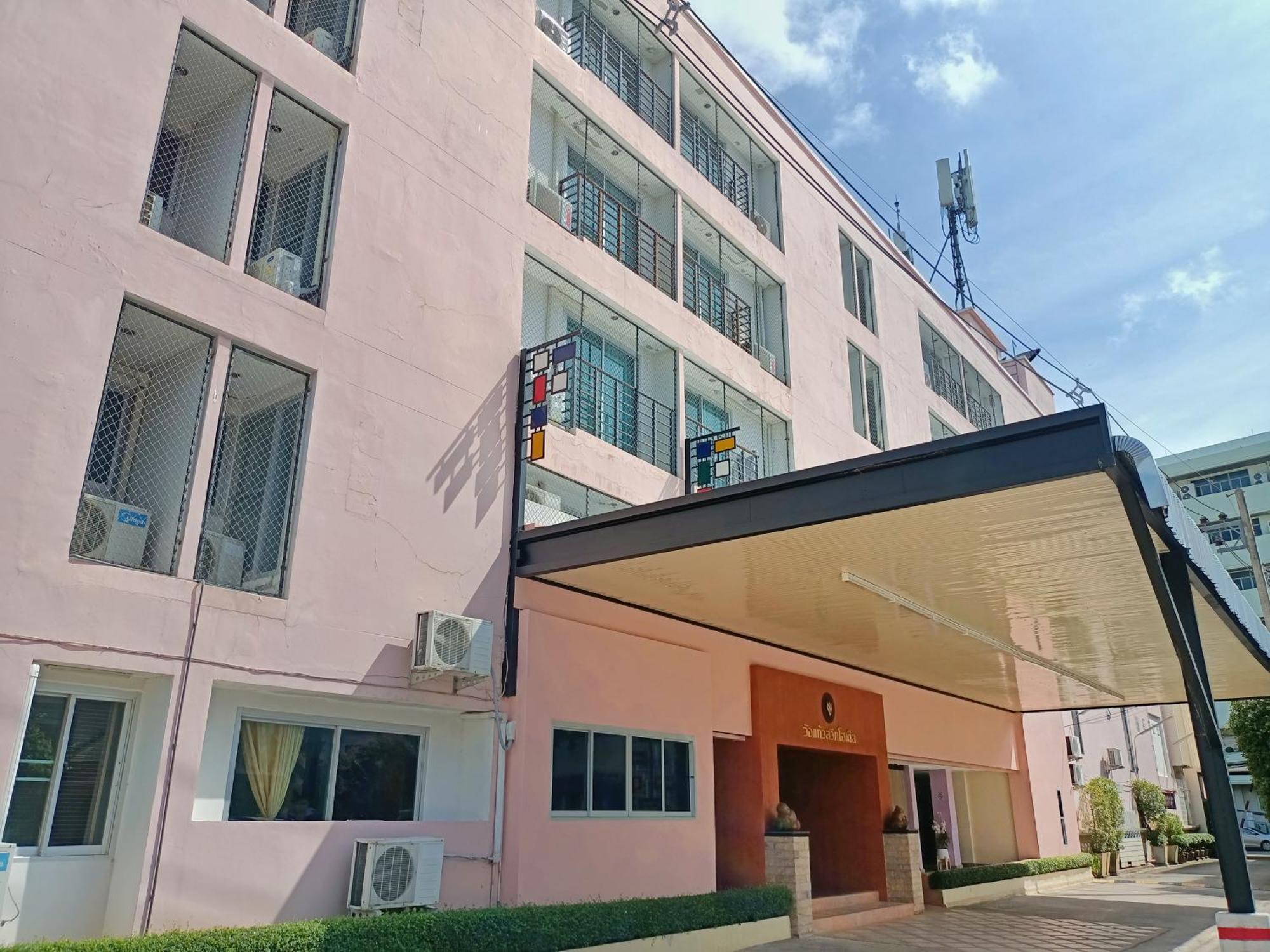 פיטסנולוק Wangkaew Hotel מראה חיצוני תמונה