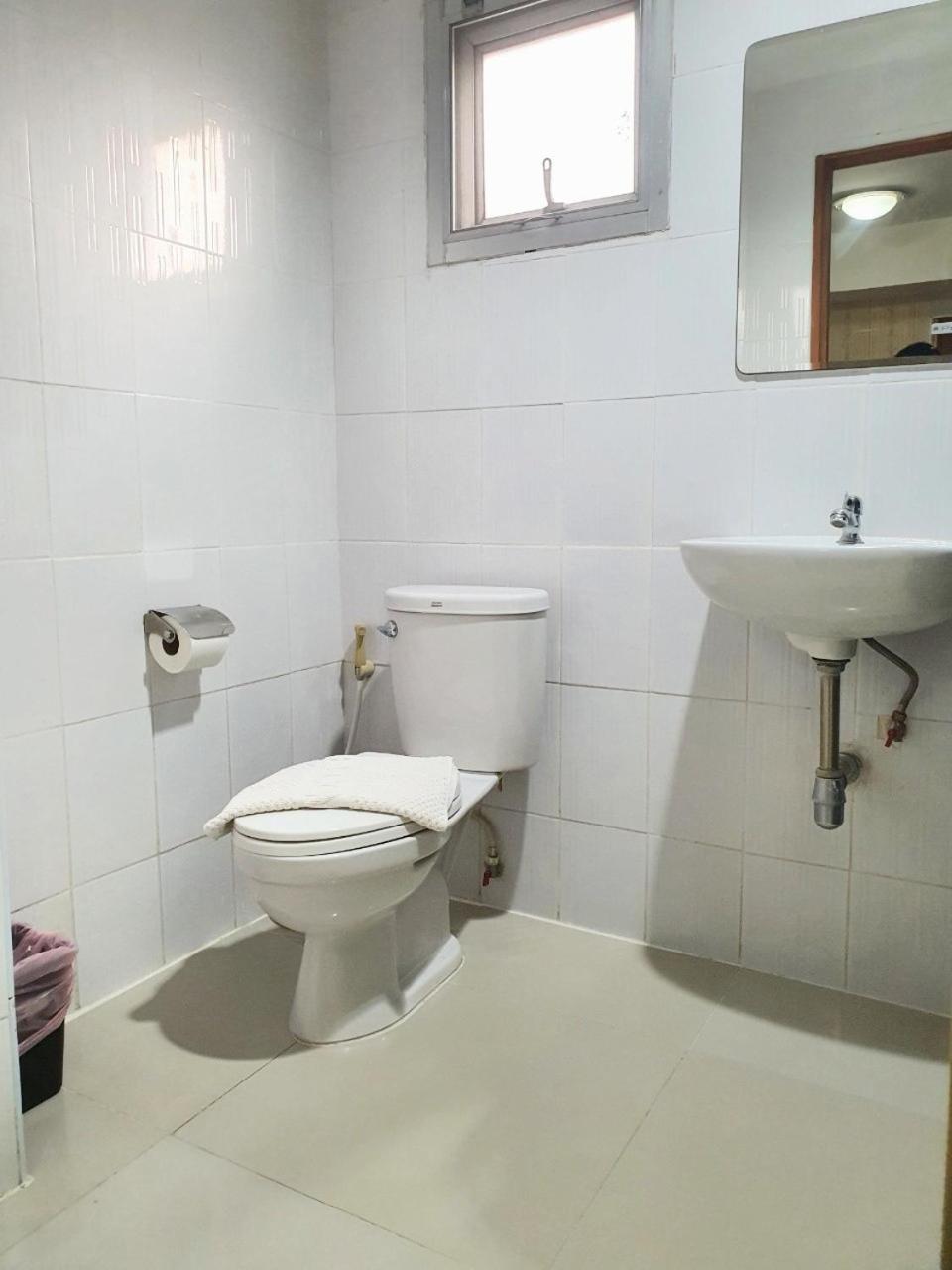 פיטסנולוק Wangkaew Hotel מראה חיצוני תמונה