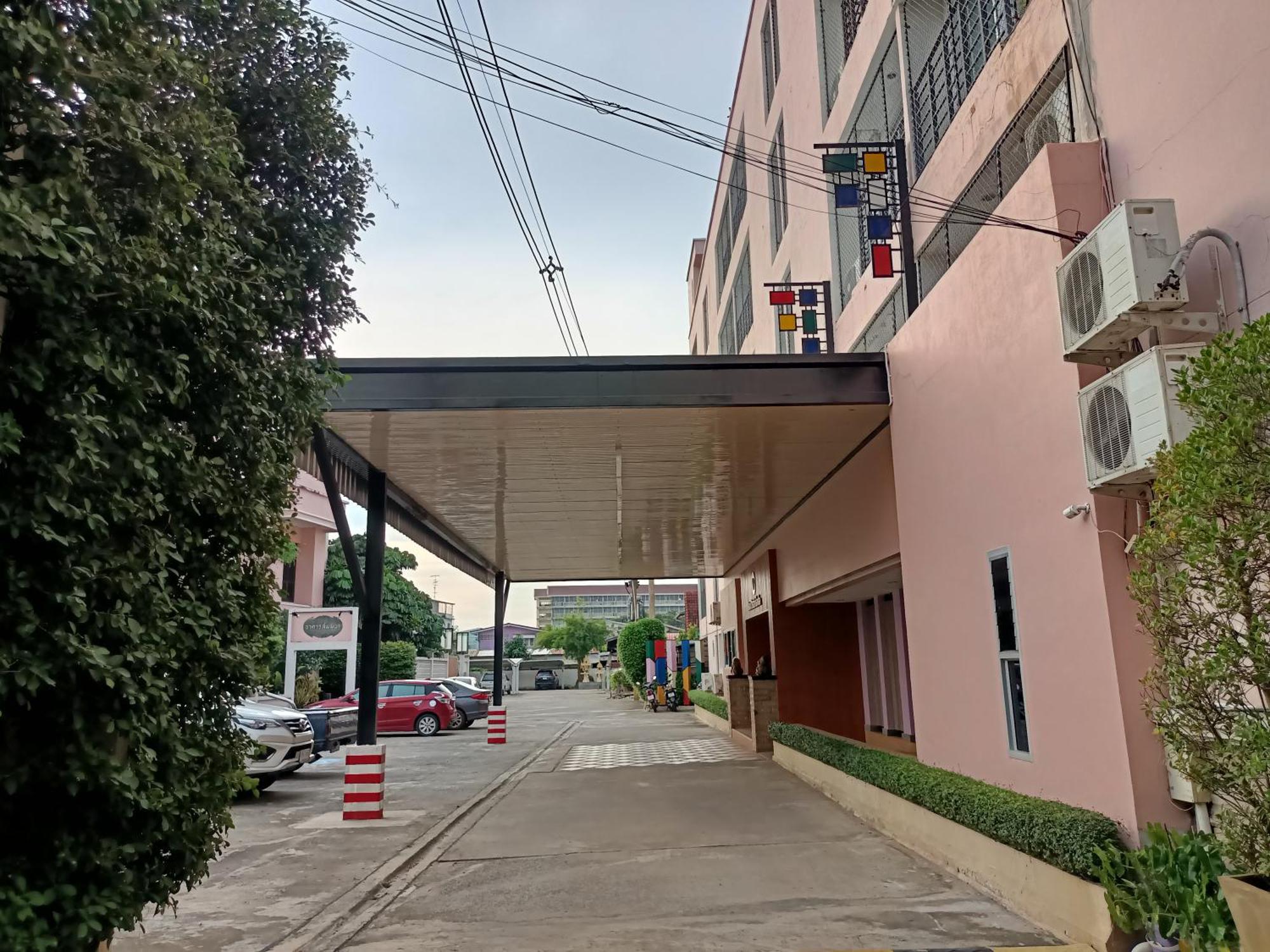 פיטסנולוק Wangkaew Hotel מראה חיצוני תמונה